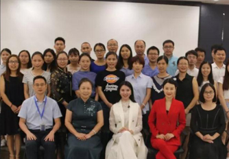 增強(qiáng)魅力，提升形象——星徽精密舉辦“ 魅力綻放 ”職業(yè)形象禮儀講座